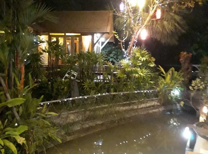 Khun-nai Garden View 3*
