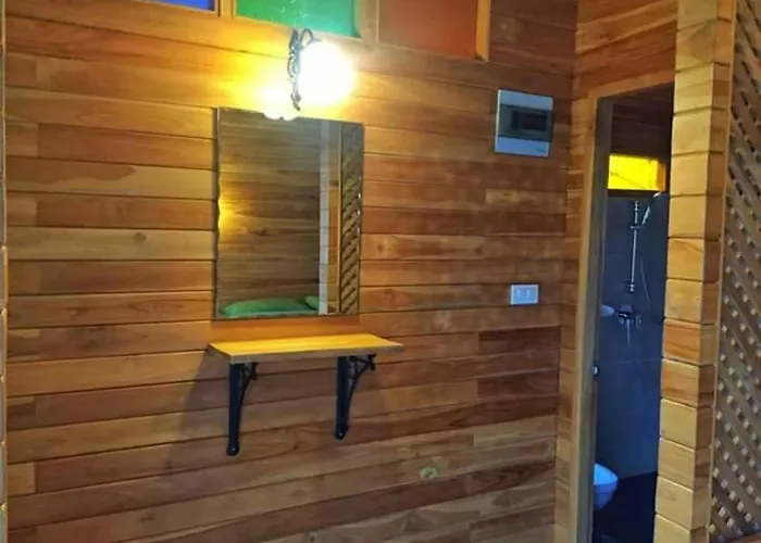 Khun-nai Garden View Resort 3*