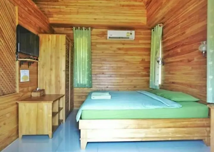 Khun-nai Garden View 3*