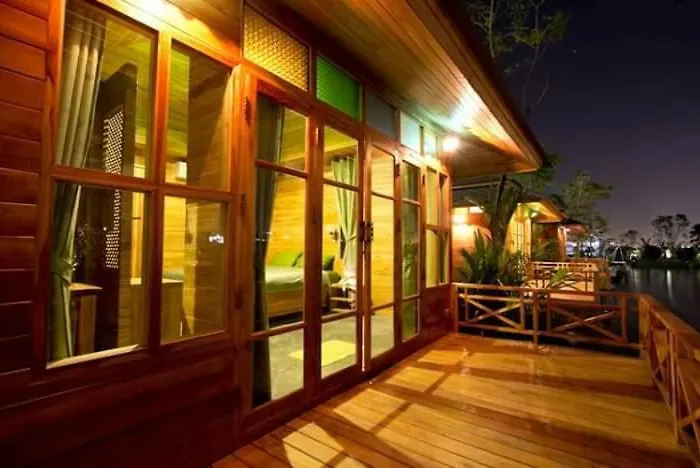Khun-nai Garden View 3*